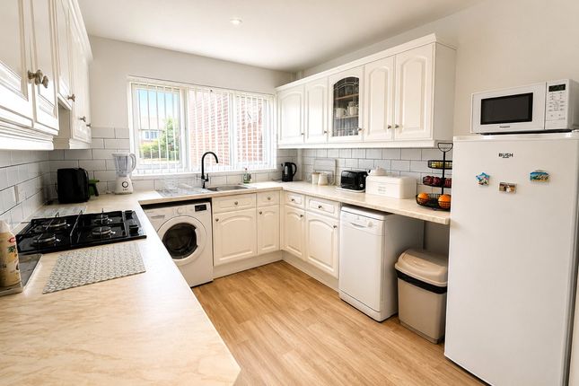 55, Fleming Way, Milford Haven photo 3