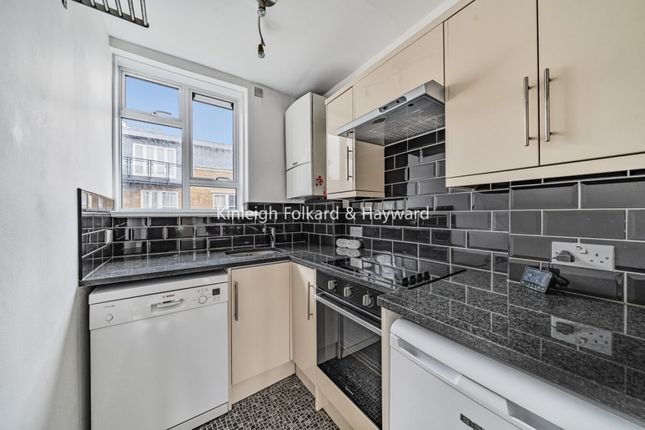 92 Tyndale Mansions,, Upper Street, London photo 3