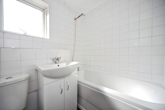 145, Trident Drive, Dunstable photo 4