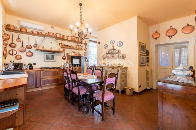 Villa for sale in Via Gardesana, Caprino Veronese, Veneto