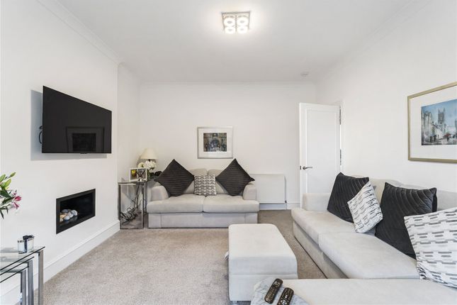 10, Westholme Crescent North, Aberdeen photo 3