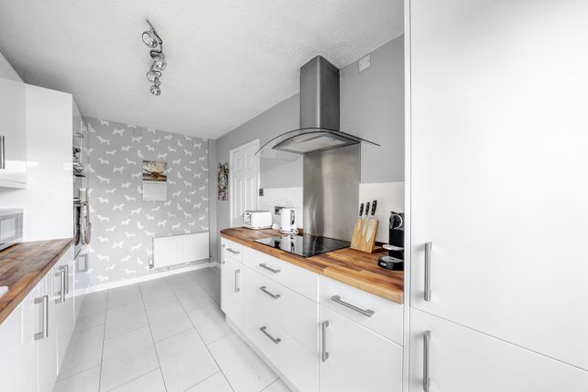 6, Cawood Crescent, Tadcaster photo 3
