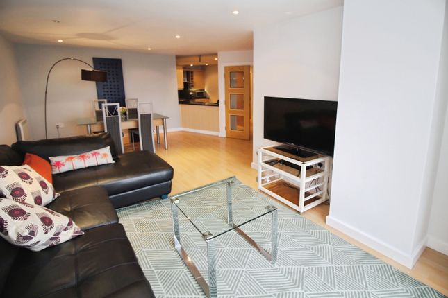 708, Imperial Point, Salford photo 4