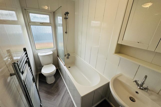 6, Greenacres Mobile Home Park, Selby photo 4