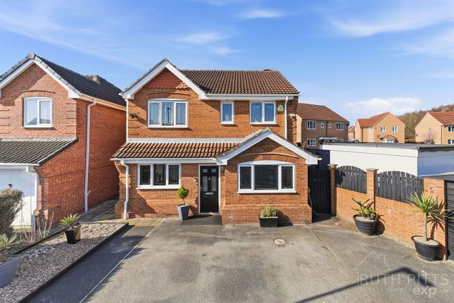 4-bed house on 21, Elm Crescent, Pontefract, £300,000