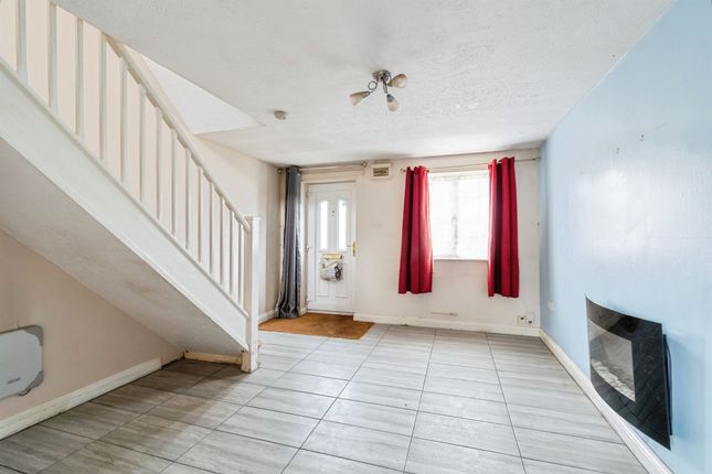 31, Gloucester Walk, Westbury photo 4