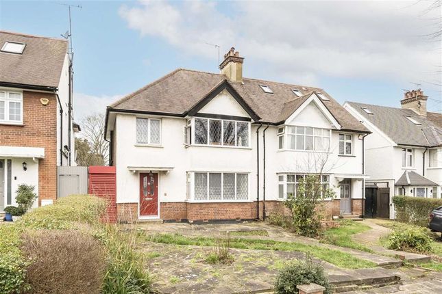 Property for sale in Greenfield Gardens, London