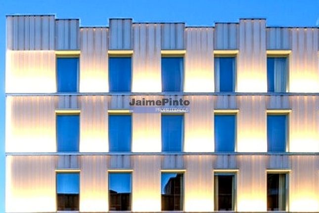 Thumbnail Hotel/guest house for sale in Hotel In Approved Project For 124 Rooms, Portugal