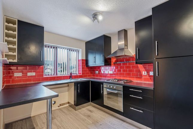 70 Coopers Green, Bicester photo 2
