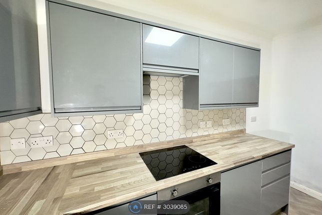 3 bed property for rent in Sunnymede Terrace, Askern, Doncaster DN6