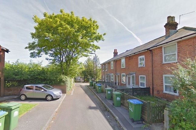 Thumbnail Terraced House To Rent In Highcrown Street Southampton Thumbnail Terraced House To Rent In Highcrown Street Southampton