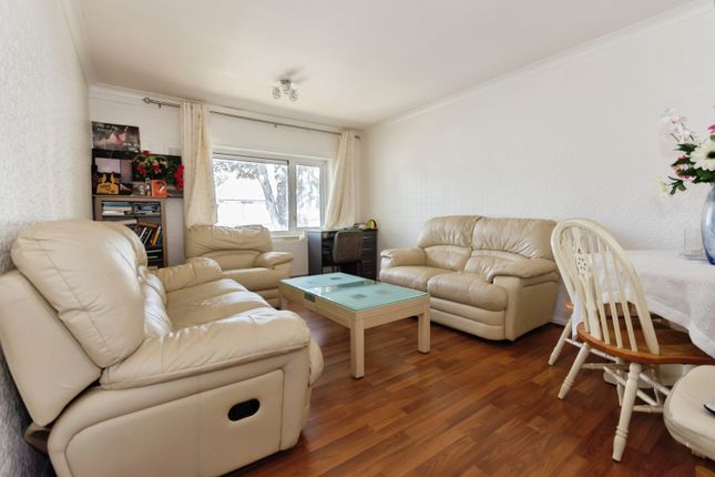 294, Moor Green Lane, West Midlands photo 3