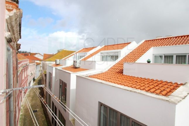 Block of flats for sale in Rua Guilherme Gomes Fernandes, União Freguesias Santa Maria, São Pedro E Matacães, Torres Vedras