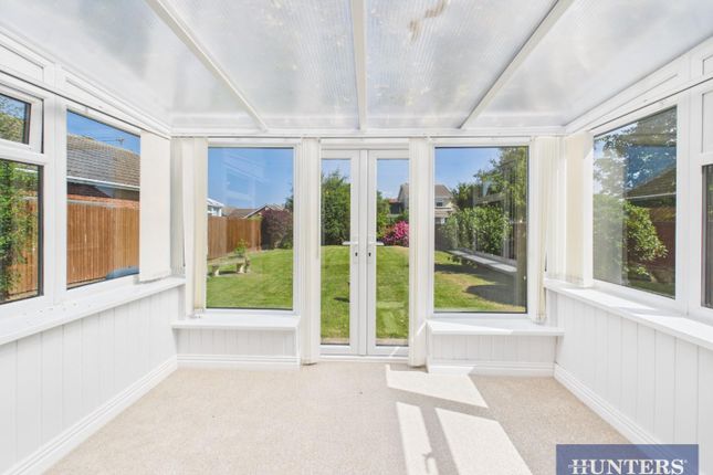 6, Cedar Grove, Filey photo 3