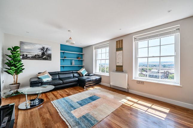 Flat 3, 3 Colleton Crescent, Exeter photo 3
