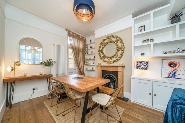 10, Hopedale Road, London photo 4