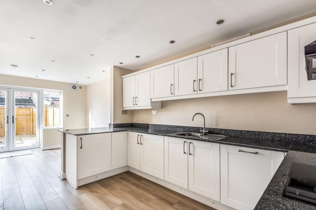 Thumbnail Flat to rent in Bicester, Oxfordshire