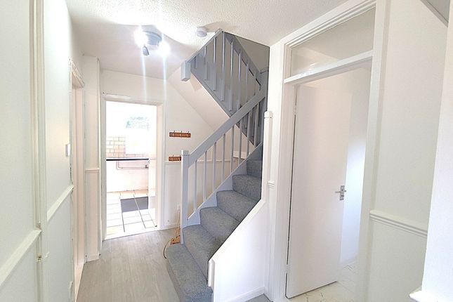 18 Teesdale, Northampton photo 2