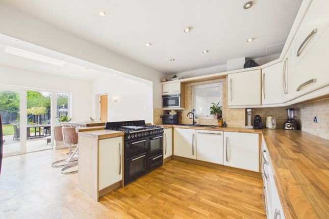 4 Westfield Lane, Swanland, East Riding of Yorkshire photo 3