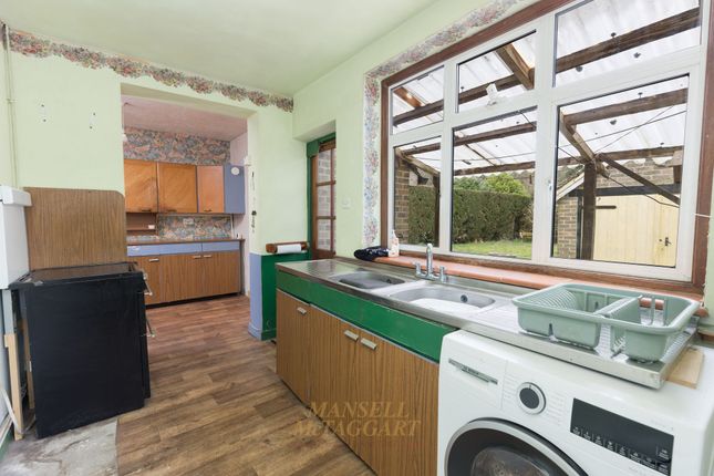 Trees Cottage Effingham Road, Crawley photo 3