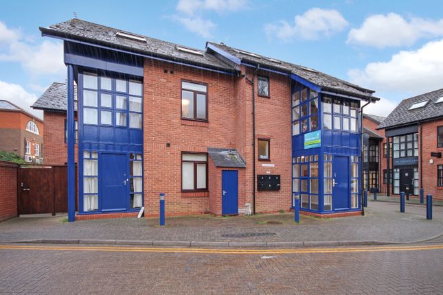 Wellington Court External