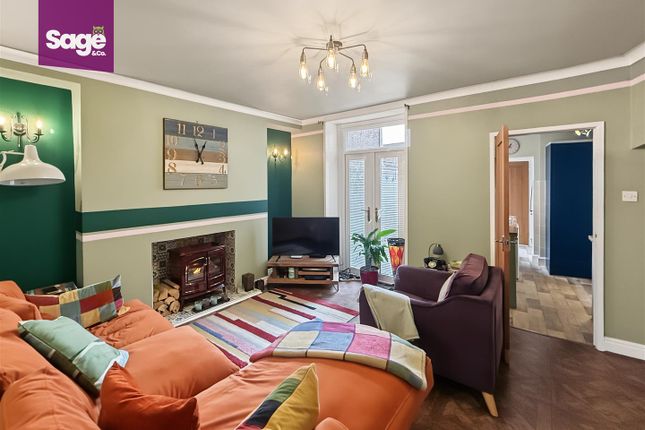 46, Alexandra Place, Newport photo 2