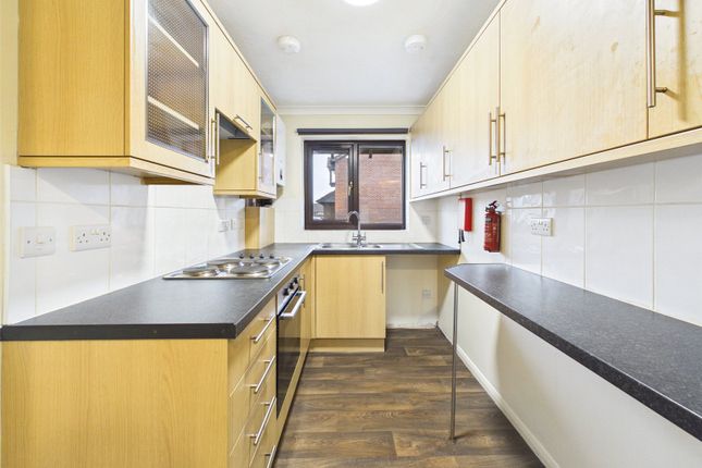 3, Hamwood Close, Weston-Super-Mare photo 3