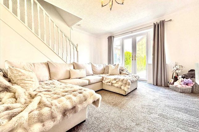 8, Quarries Way, Kirkby In Ashfield photo 2