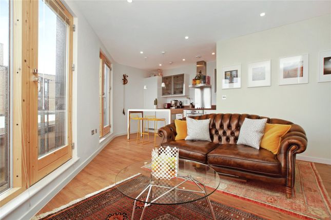 1-bed flat on Compass House, London, £430,000