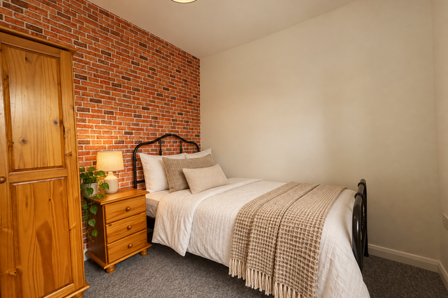 Room 4, 100, Lyde Road, Somerset photo 2