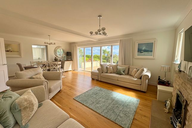 32 Manscombe Road, Torquay photo 3