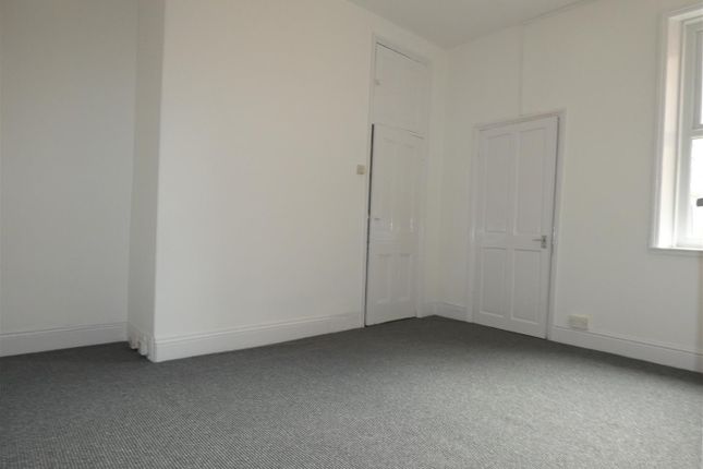 100, Trewhitt Road, Heaton photo 3