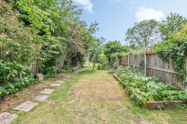 45, Lambs Lane South, Essex photo 2