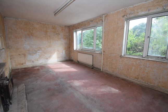 20, Shelley Avenue, Boldon Colliery photo 3
