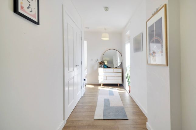 Hallway (4).Jpg