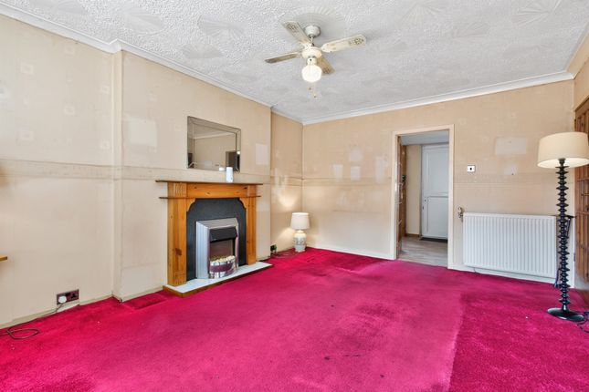 37, Carntyne Place, GLASGOW photo 4
