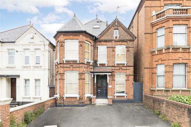 Thumbnail Flat for sale in Shoot Up Hill, London