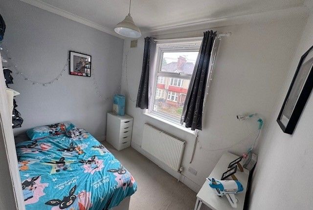 10A, Radnor Avenue, Harrow photo 4
