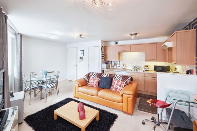 Flat for sale in Old Snow Hill, Birmingham