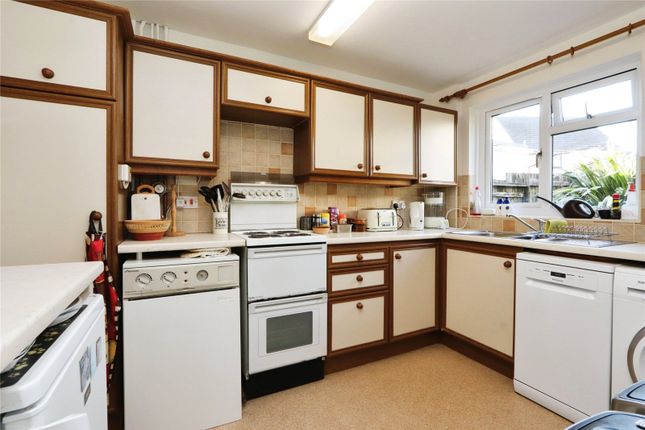 10, Auction Way, Bideford photo 3