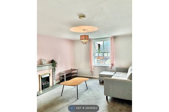 Harvard Grove, Salford, Salford photo 4