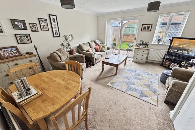 19 Cottey Brook, Tiverton photo 2