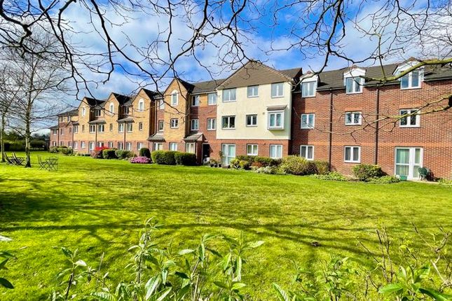 Thumbnail Flat for sale in Cathedral View, Cabourne Avenue, Lincoln