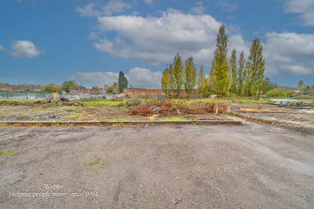 302, Lichfield Road, Walsall photo 4