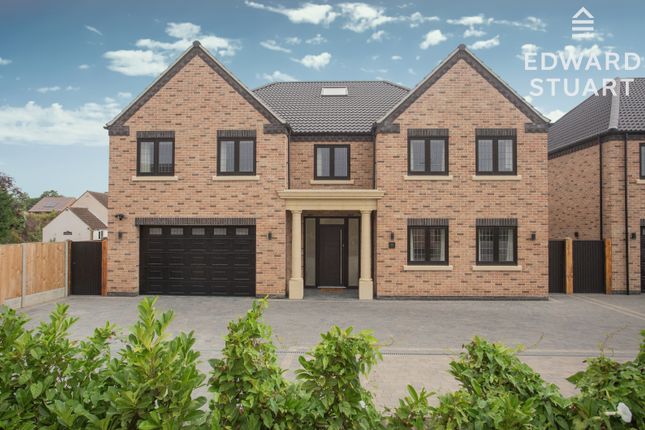 5Â Bedroom Detached For Sale