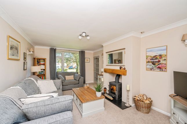 22, Broom Covert Road, Near Lichfield photo 4