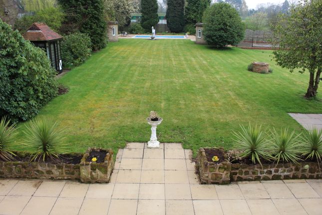 Property history - 229 Castlecroft Road, Finchfield, Wolverhampton WV3