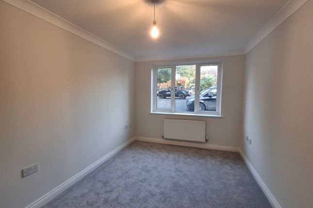 Flat 1, Waterlooville photo 5