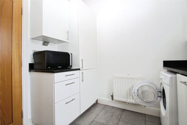 22 Coopers Wharf, Ford Street, Buckinghamshire photo 4