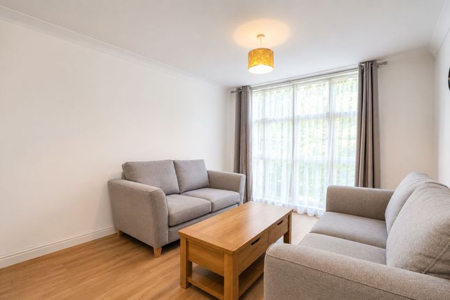 Flat 19, Pochin House Pochin Drive, St. Austell photo 4